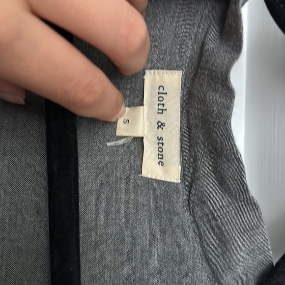 Great slouchy blouse by Cloth & Stone - Picture 5 of 6